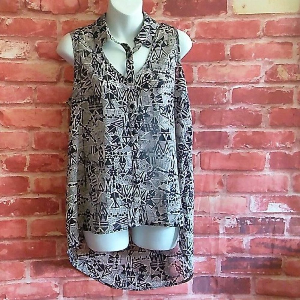 FINAL SALE!! Tunic tribal pattern Size S